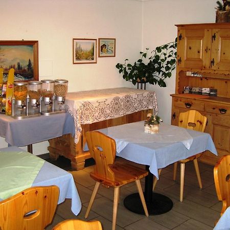 Hotel Pensiun Garni Plaz Scuol Esterno foto